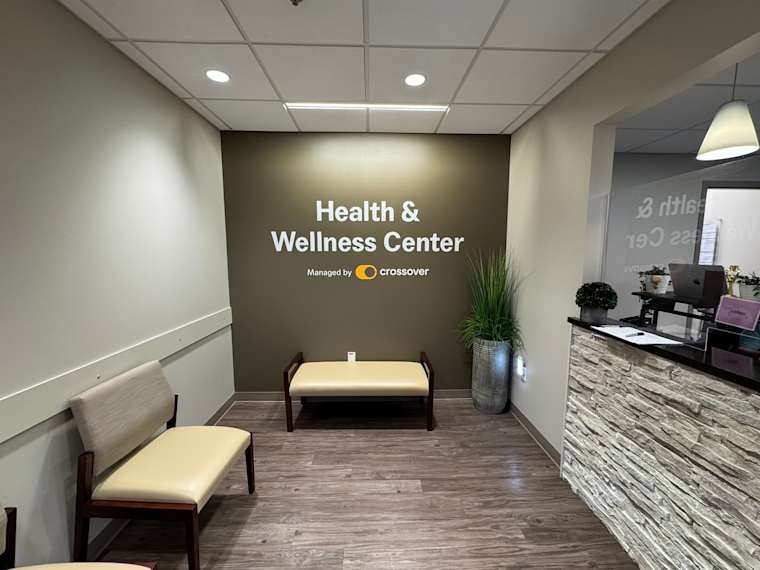http://assets.nintendo.com/image/upload/c_fill,w_400,h_300/v1767915800/Careers%20Site/Health_Wellness_Center.jpg